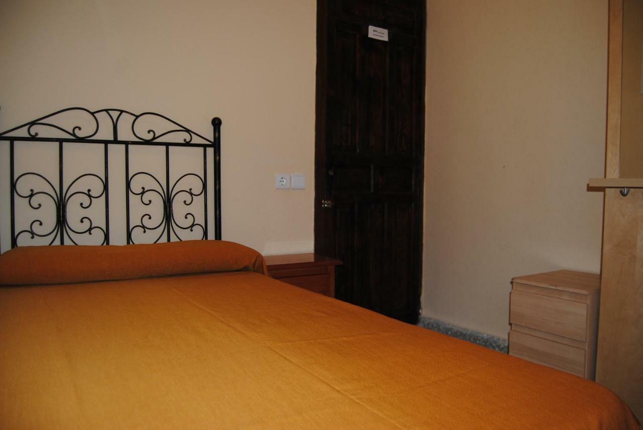 Hostal Avila Ocaña エクステリア 写真